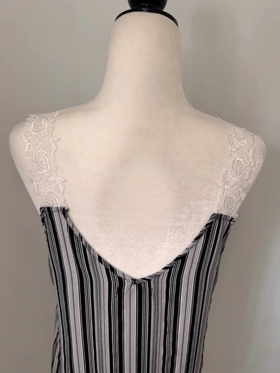 Tank Top Polka Dot & Vertical Stripe Lace-Trim Straps - Black/White Relaxed Fit - Picture 8 of 14